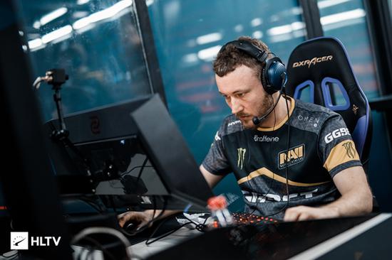 的三重叠加 的三重叠加