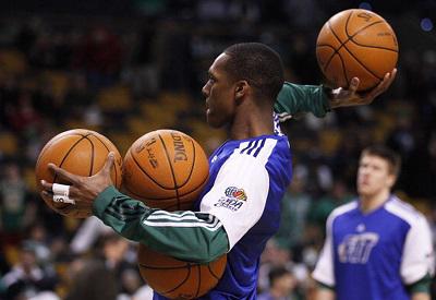 他既是精明 他既是精明